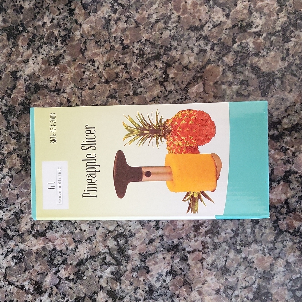 Household Trends Pineapple Slicer new in box